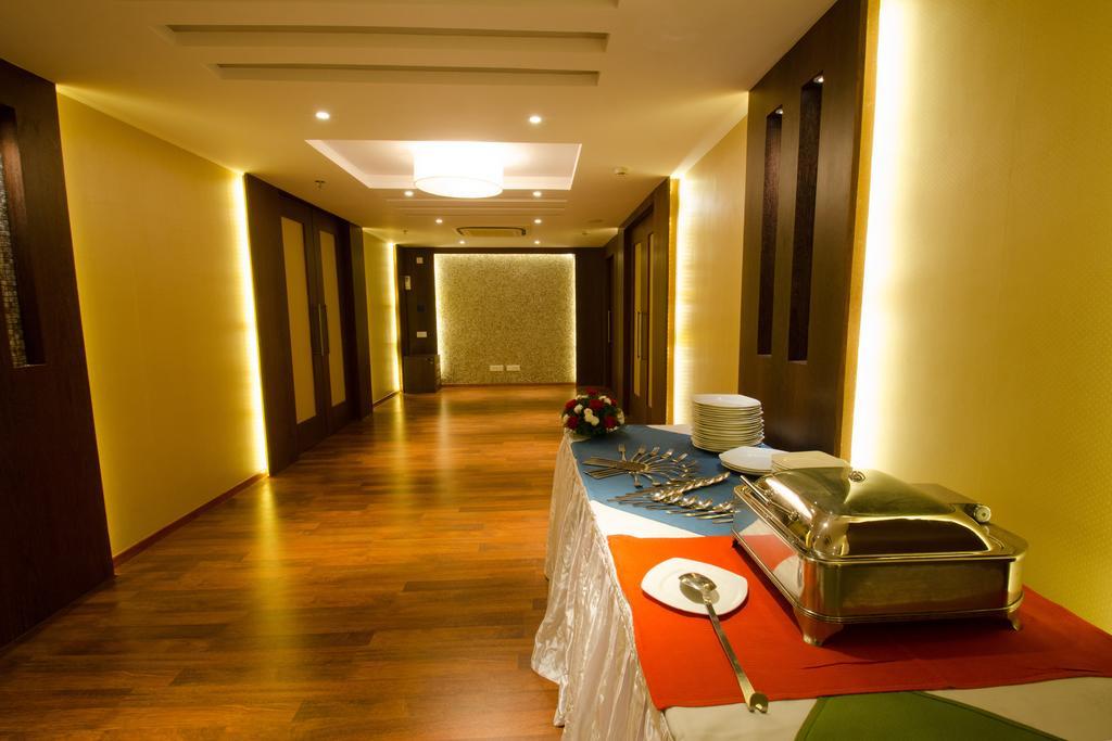Calangute Towers - Am Hotel Kollection Luaran gambar