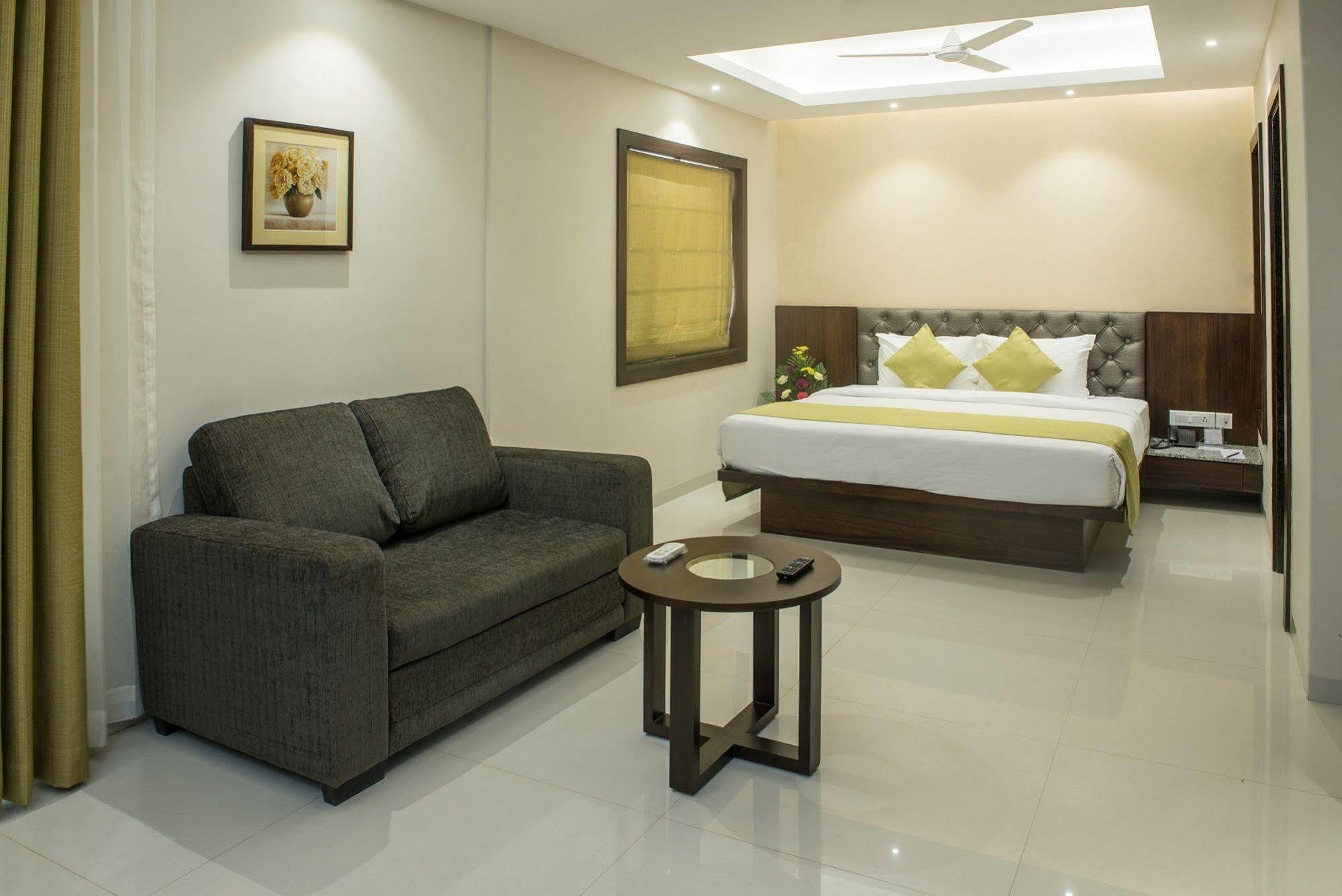 Calangute Towers - Am Hotel Kollection Luaran gambar